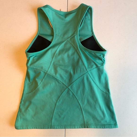 Athleta Women's Green Athletic Tank Top Size M - Picture 2 of 7